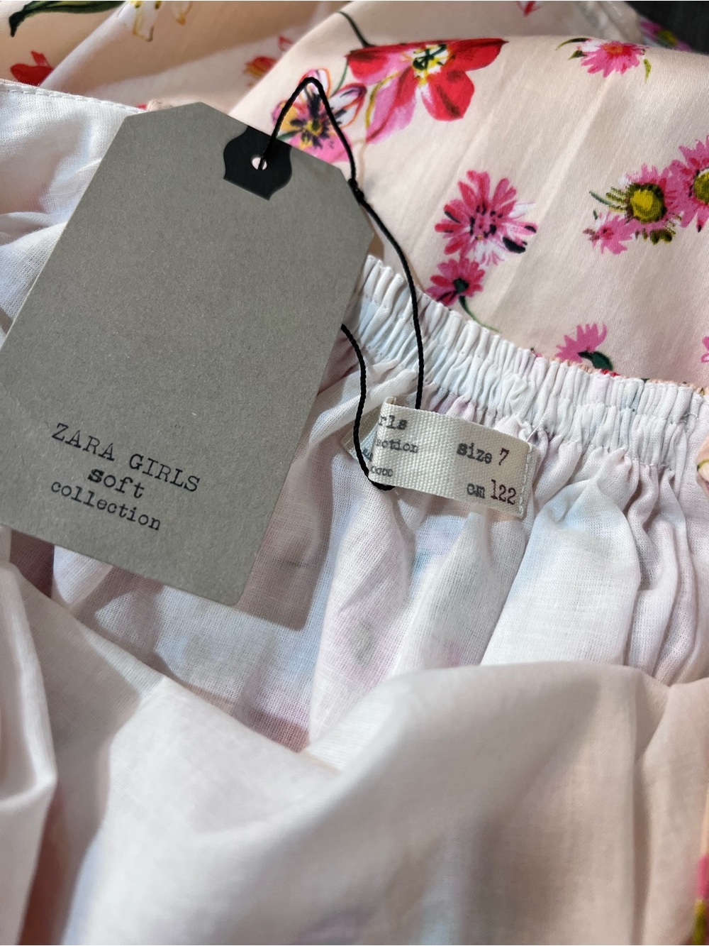 New Zara kids floral dress. Size 7. - Picture 7 of 8